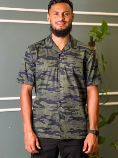 Camo Print Casual Cuban Collar Shirt for Men
